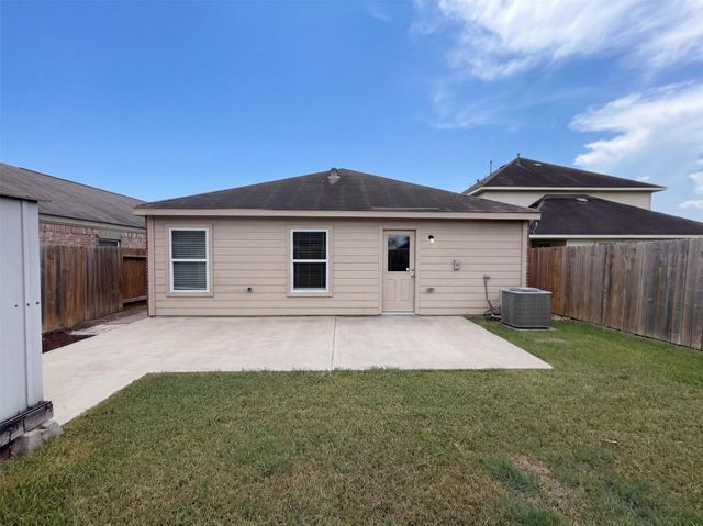6115 El Oro Drive, Houston, TX 77048