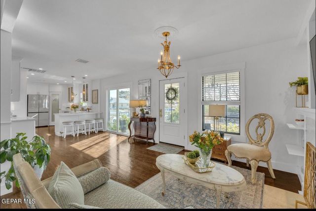 2804 N CAMPBELL Street, El Paso, TX 79902