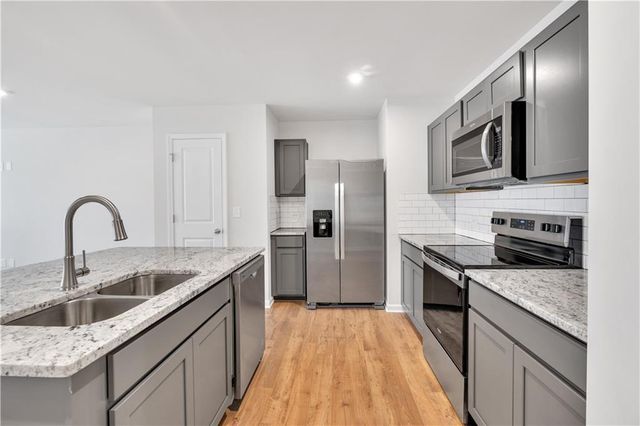 105 Village Green Drive 171, Adairsville, GA 30103