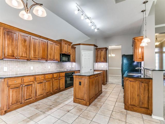 3720 Stansbury Road, Norman, OK 73072