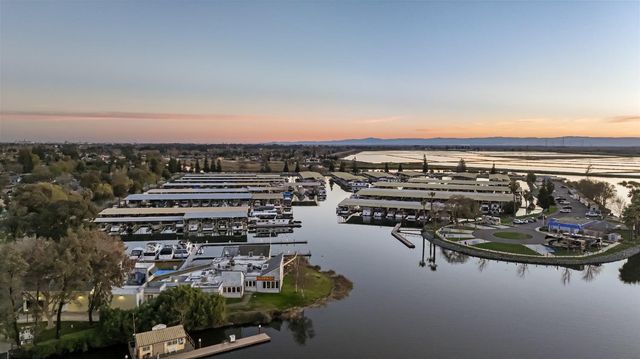 6713 Embarcadero Dr #29, Stockton, CA 95219