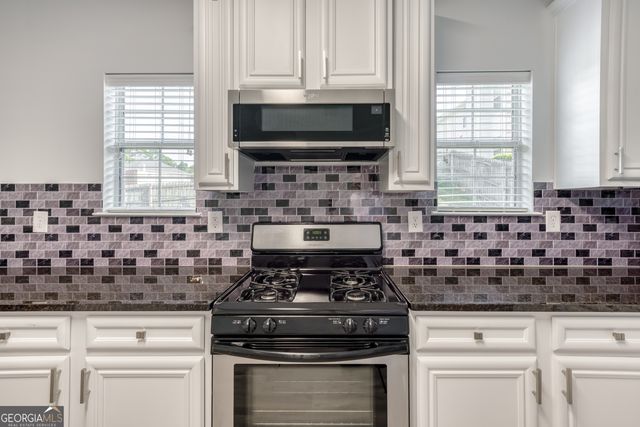 3772 SUNBRIDGE Drive, Snellville, GA 30039