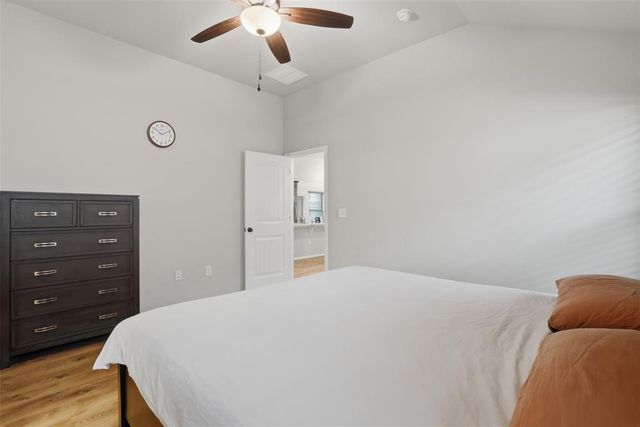 11633 SW 12th Street, Yukon, OK 73099