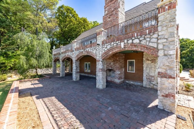 5929 E 86th Street, Tulsa, OK 74137