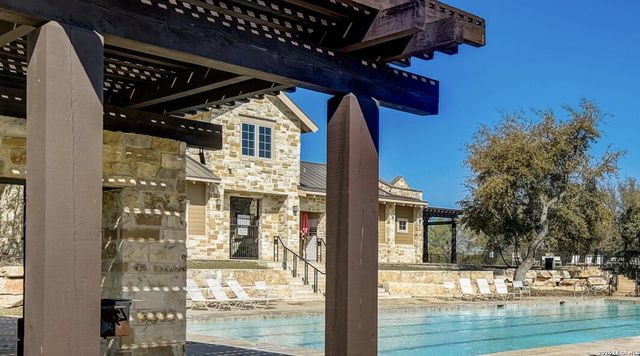 377 Perch Horizon, San Antonio, TX 78253