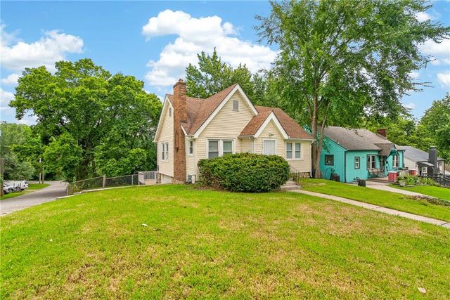 1500 N 24th Street, Kansas City, KS 66102