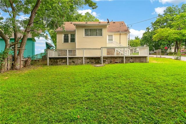 1500 N 24th Street, Kansas City, KS 66102