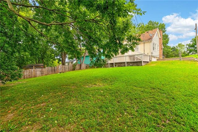 1500 N 24th Street, Kansas City, KS 66102