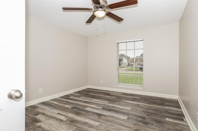 12815 Westleigh Drive, Houston, TX 77077
