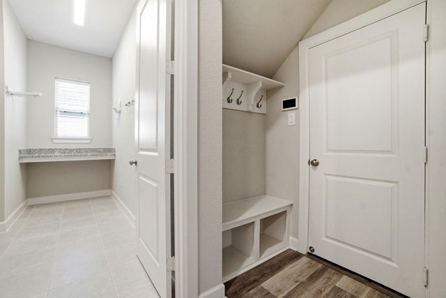 406 Boggy Belt Lane, Conroe, TX 77304