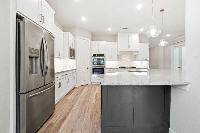 406 Boggy Belt Lane, Conroe, TX 77304