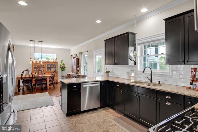 20 BELLA TERRA DR, Shermans Dale, PA 17090