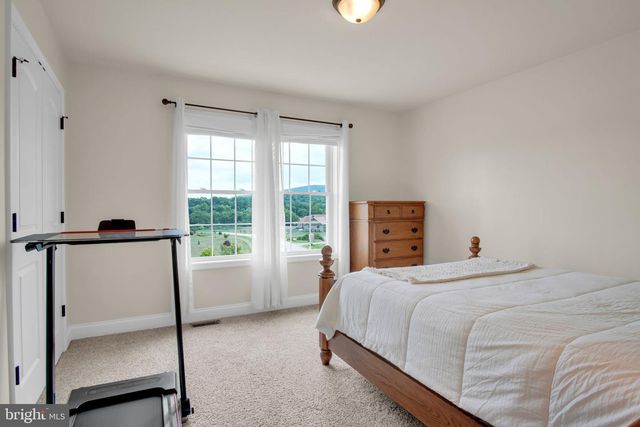 20 BELLA TERRA DR, Shermans Dale, PA 17090