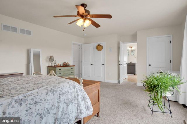 20 BELLA TERRA DR, Shermans Dale, PA 17090