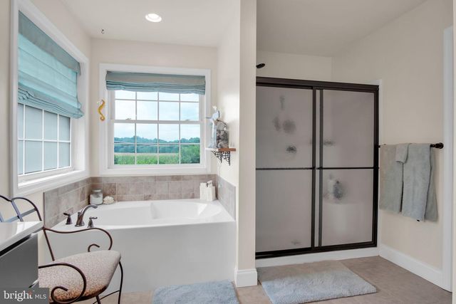 20 BELLA TERRA DR, Shermans Dale, PA 17090