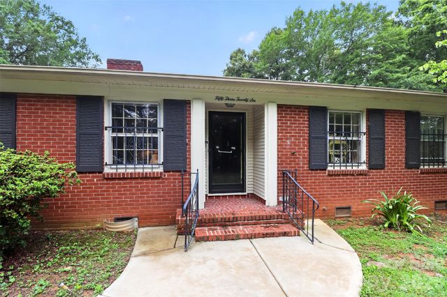 5326 Robinhood Road, Charlotte, NC 28211
