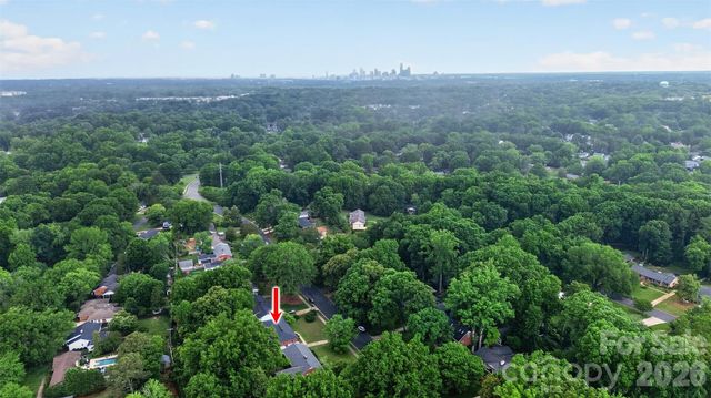 5326 Robinhood Road, Charlotte, NC 28211