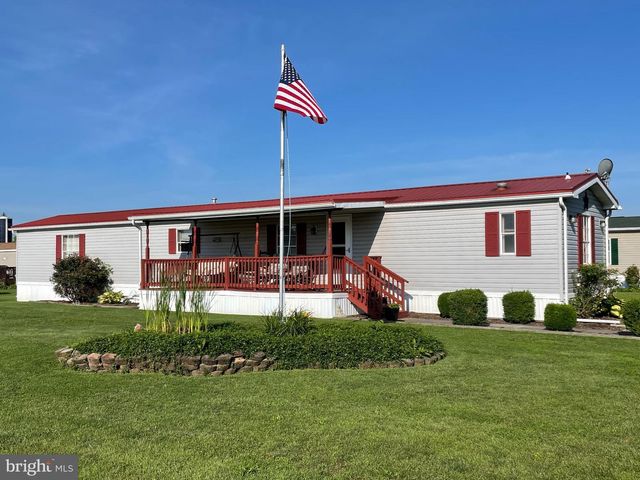 700 MUNICIPAL DR, Shippensburg, PA 17257