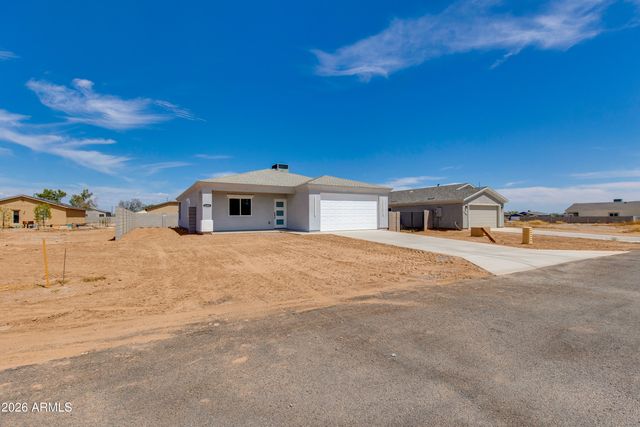 32001 N POPLAR Street, Wittmann, AZ 85361