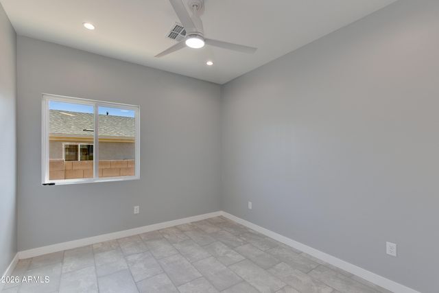 32001 N POPLAR Street, Wittmann, AZ 85361