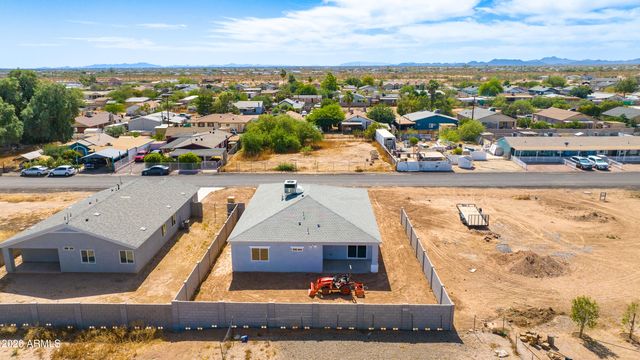 32001 N POPLAR Street, Wittmann, AZ 85361