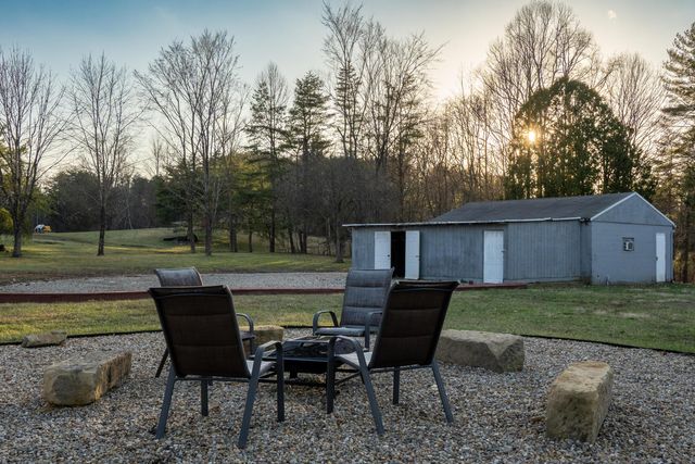 18596 Harble Griffith Road, Logan, OH 43138