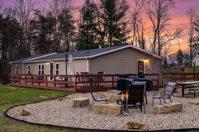 18596 Harble Griffith Road, Logan, OH 43138