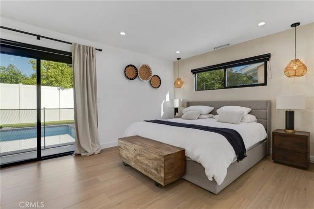 5722 Le Sage Avenue, Woodland Hills, CA 91367