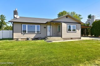 4503 Terrace Heights Dr, Yakima, WA 98901