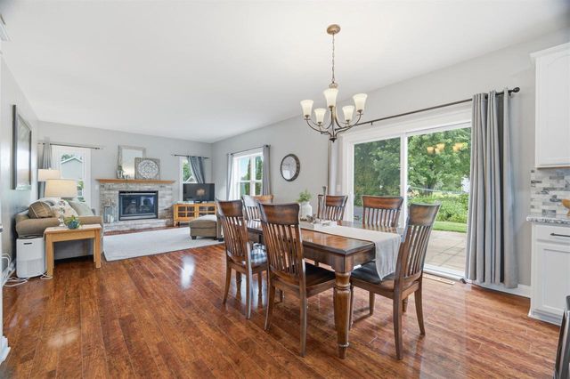 N2467 CHAPEL HILL DRIVE, Greenville, WI 54942