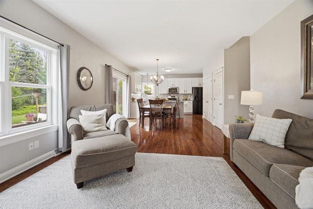 N2467 CHAPEL HILL DRIVE, Greenville, WI 54942