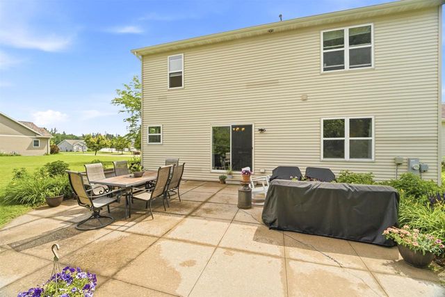 N2467 CHAPEL HILL DRIVE, Greenville, WI 54942