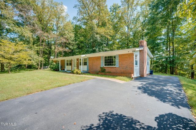 4511 Grace Drive, Kingsport, TN 37664