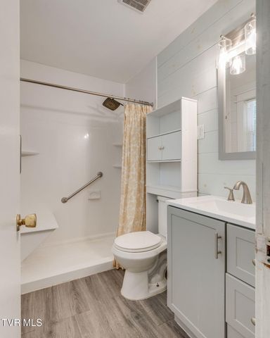 4511 Grace Drive, Kingsport, TN 37664