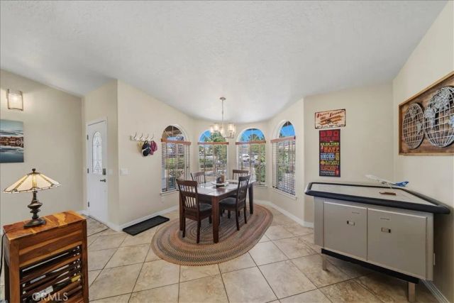 18015 Wildwood, Victorville, CA 92395