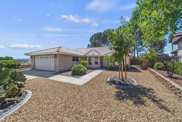 18015 Wildwood, Victorville, CA 92395
