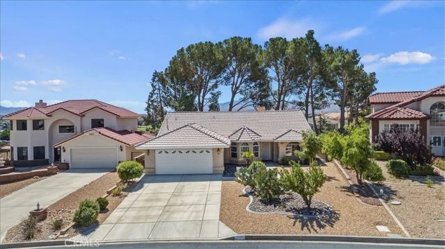 18015 Wildwood, Victorville, CA 92395
