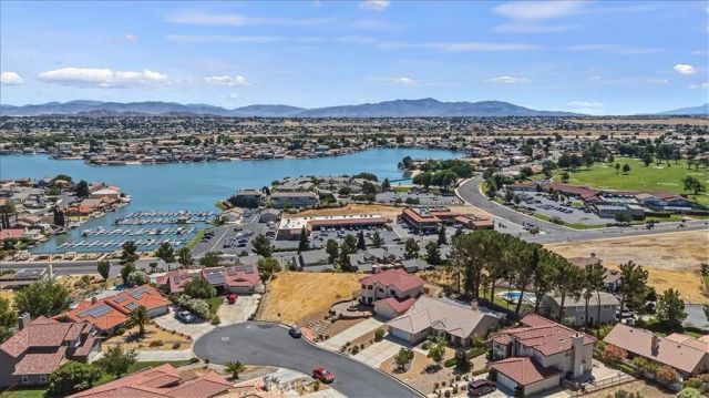 18015 Wildwood, Victorville, CA 92395