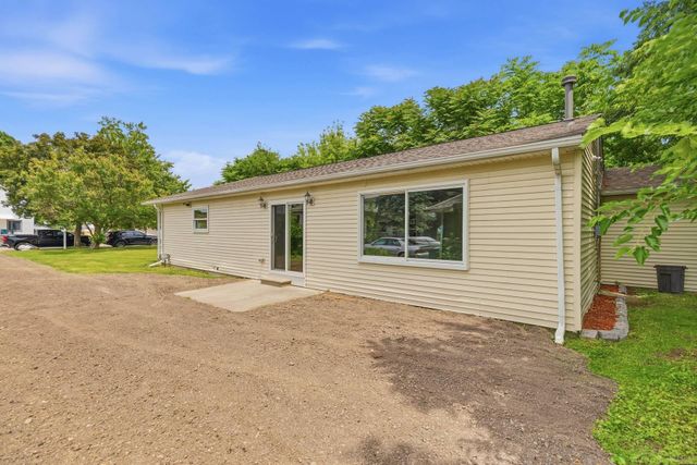 44 Fessenden Street, Mt Clemens, MI 48043