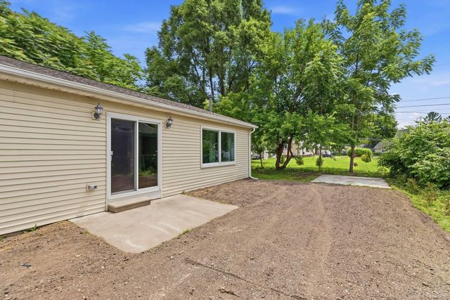 44 Fessenden Street, Mt Clemens, MI 48043