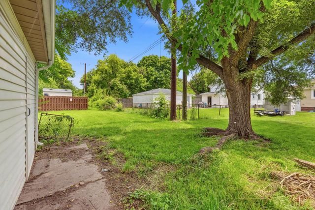 44 Fessenden Street, Mt Clemens, MI 48043