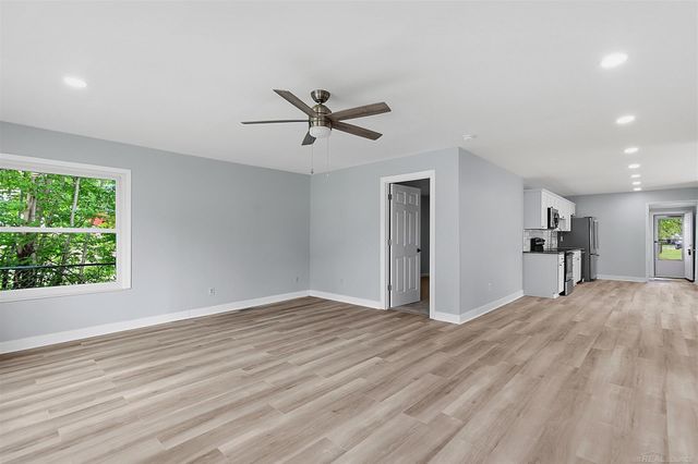 44 Fessenden Street, Mt Clemens, MI 48043