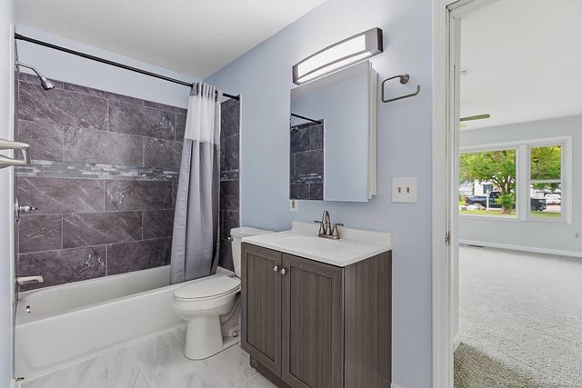 44 Fessenden Street, Mt Clemens, MI 48043
