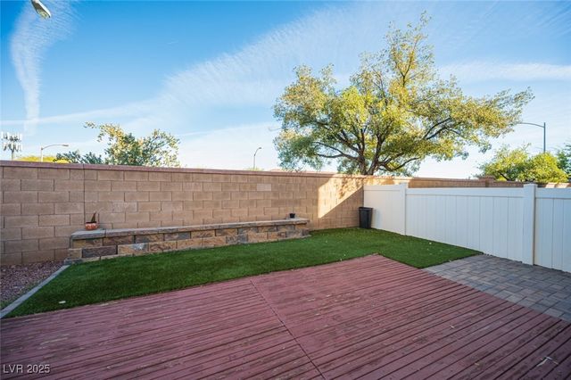 9322 Straw Hays Street 103, Las Vegas, NV 89178