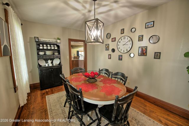 8250 Oneida, Grand Ledge, MI 48837