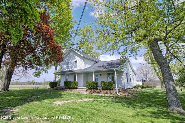 8250 Oneida, Grand Ledge, MI 48837