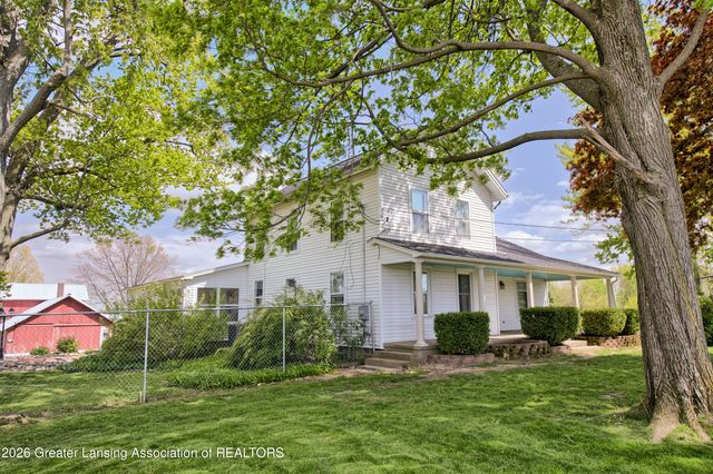 8250 Oneida, Grand Ledge, MI 48837
