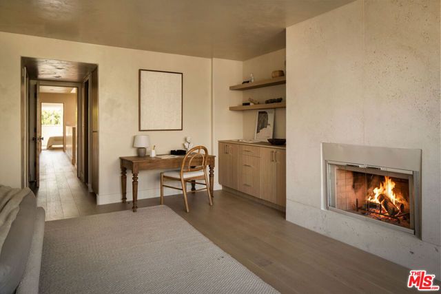 18 Voyage Street, Marina Del Rey, CA 90292