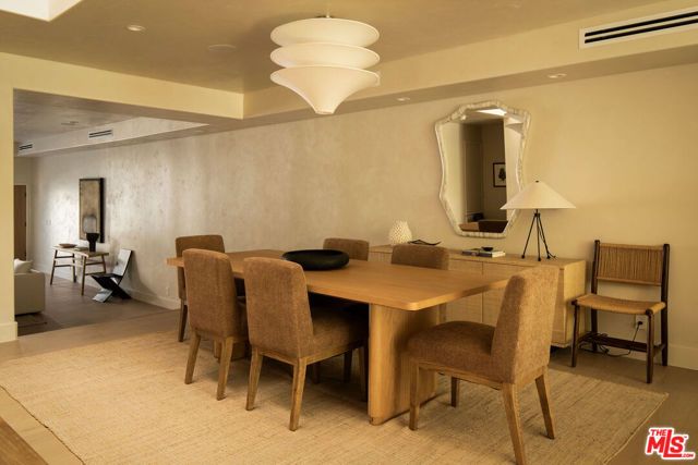 18 Voyage Street, Marina Del Rey, CA 90292