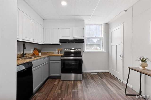 3734 Salome Avenue, St Louis, MO 63121